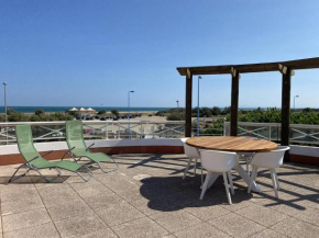 PLEIN SUD 2 VUE MER